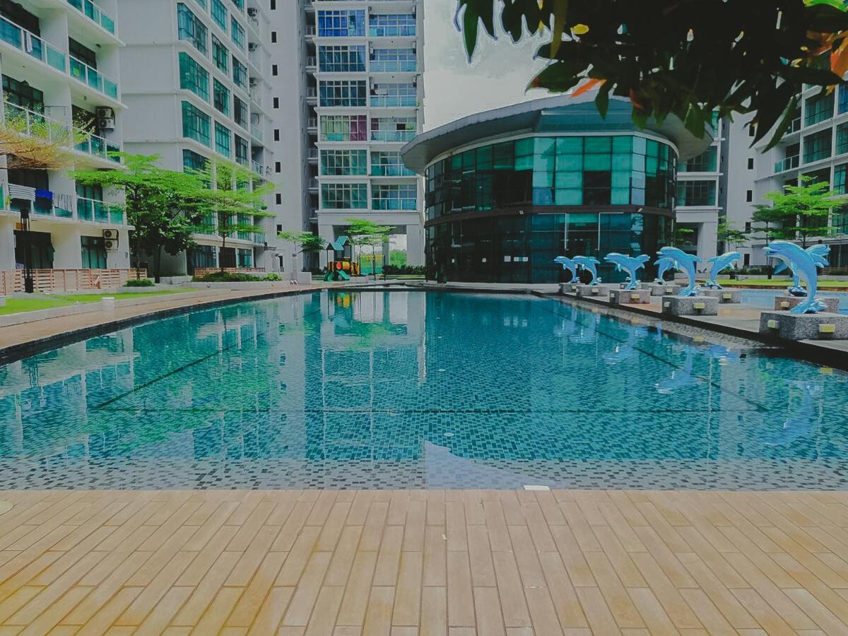 شقة Mount Austin Ikea, Aeon 10Mins -Pool View- C115 جوهر بهرو المظهر الخارجي الصورة